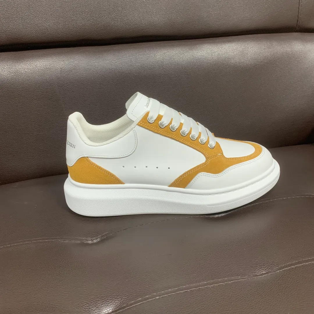 👟👟Ex-factory price 600👟👟 Professional McQueen factory. Top version. Couple style Alexander McQUEEN high version has been upgraded to the highest quality again✅ 💪McQueen Spring, Summer, Autumn and Winter top version Purchasing level✅ Recruiting nationwide online and offline agents to join🤝 🏆Fabric: Original materials imported from Italy. Texture, water-resistant and non-discoloring 🏆Inner lining: ️A-grade Italian imported lining resistant to dirt, sweat-absorbent, breathable and comfortable 🏆Foot pads: top-grade imported Italian super-soft cowhide leather 🏆Outsole: PU+counter 1:1 🏆Shoe box: original white box. Plus white flip cover for double-layer protection. Cloth bag. Handbag. Certificate of 1:1 mold opening, 4-piece set. Delivered with a pair of shoelaces. 🖕🏿🖕🏿🖕🏿 You can choose any pair of shoelaces in any color of our factory 🏆Code number: women's 34-41. men's 38-46 🏆Special remarks (women's code 34.40.41, men's code 38.45.46 is customized, no returns or exchanges) Win-win cooperation 🤝